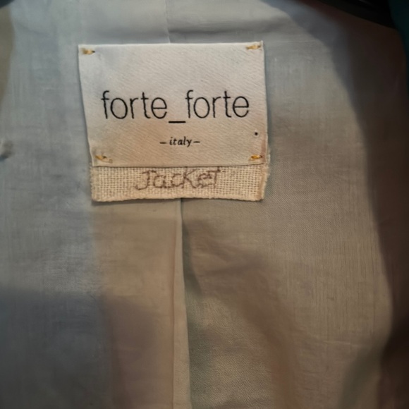 Blue Blazer with Relaxed Open Front Design - Picture 3 of 7